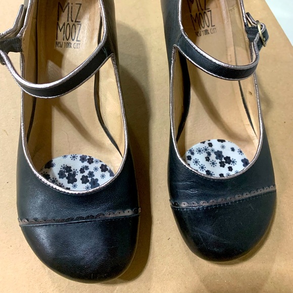 Miz Mooz - Picture 2 of 4